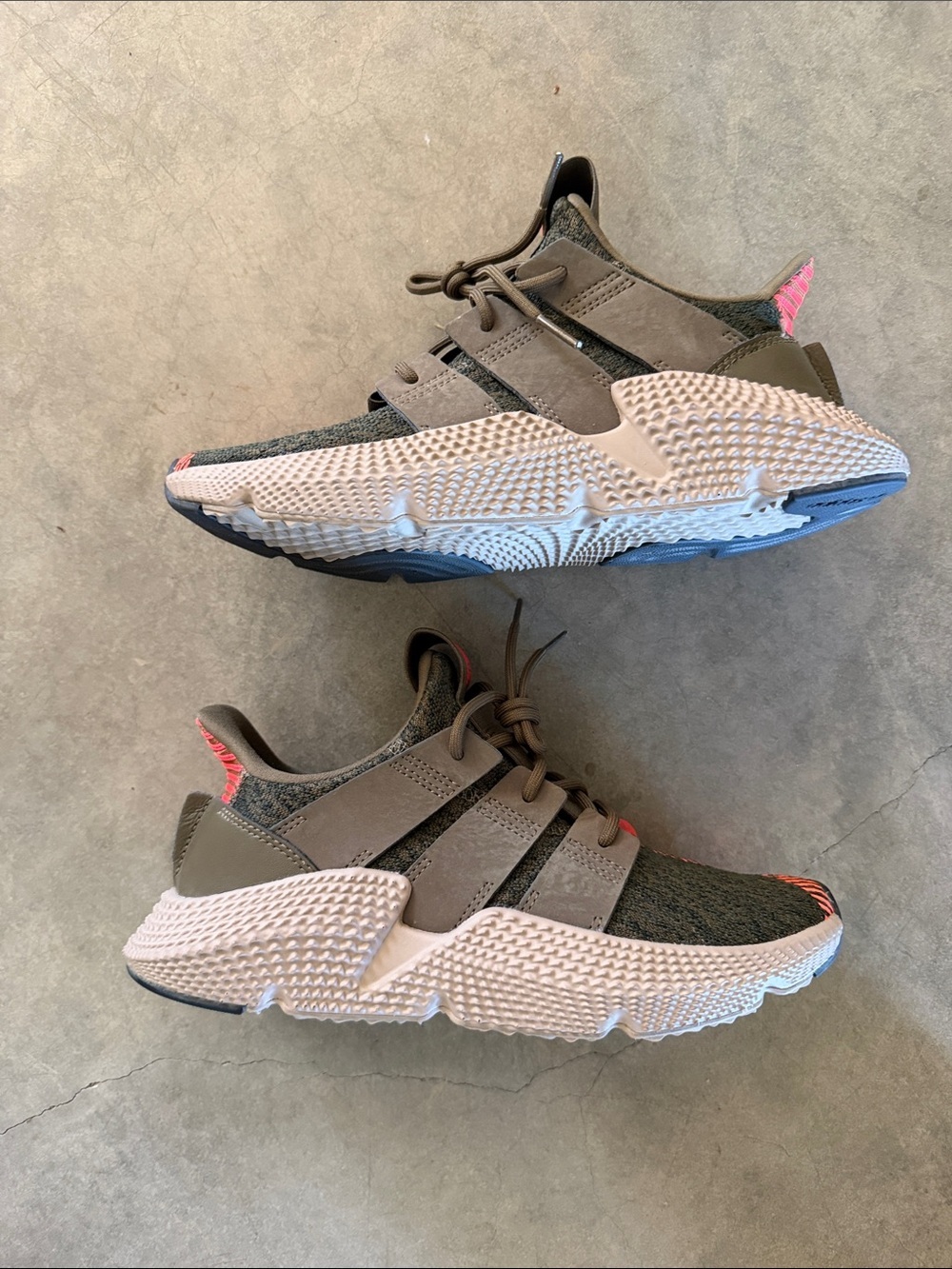 Adidas Athletic Olive Green Prophere Sneakers with Pink Accent size 6 - Picture 3 of 8